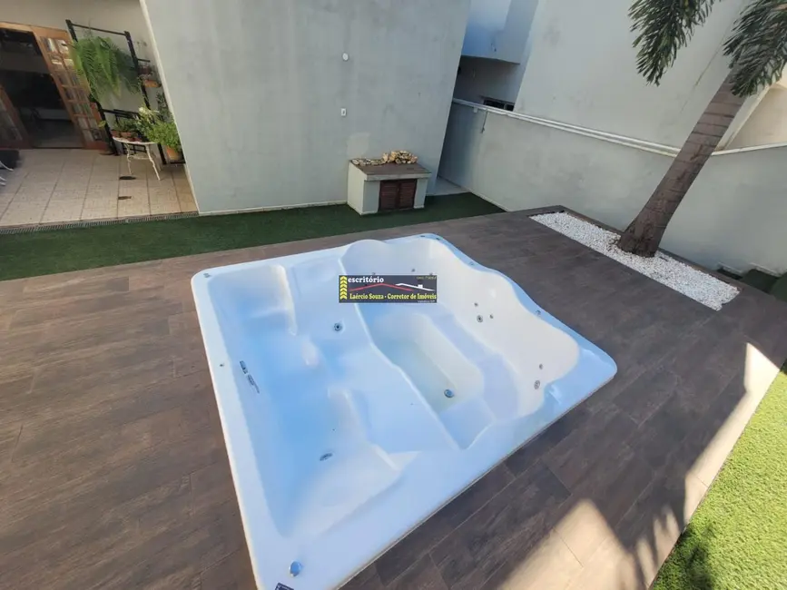 Casa de Condomínio com 3 quartos à venda, 236m2 em Valinhos - SP - imagem 6 Foto 6 de Casa de Condomínio com 3 quartos à venda, 236m2 em Valinhos - SP