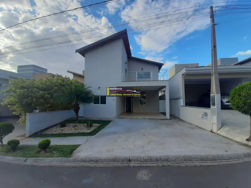 Casa com 2 quartos à venda, 139m2 em Valinhos - SP - imagem 3 Foto 3 de Casa com 2 quartos à venda, 139m2 em Valinhos - SP