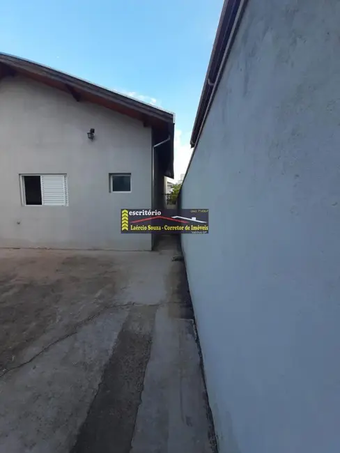 Casa com 2 quartos para alugar, 139m2 em Valinhos - SP - imagem 5 Foto 5 de Casa com 2 quartos para alugar, 139m2 em Valinhos - SP