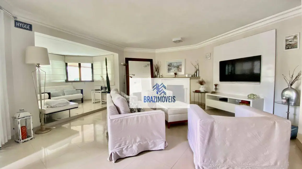 Foto 1 de Apartamento com 4 quartos à venda, 245m2 em Jardim Fonte do Morumbi, São Paulo - SP