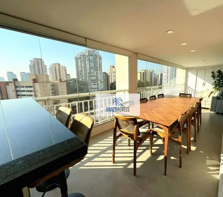 Apartamento com 4 quartos à venda, 200m2 em Vila Andrade, São Paulo - SP - imagem 9 Foto 9 de Apartamento com 4 quartos à venda, 200m2 em Vila Andrade, São Paulo - SP