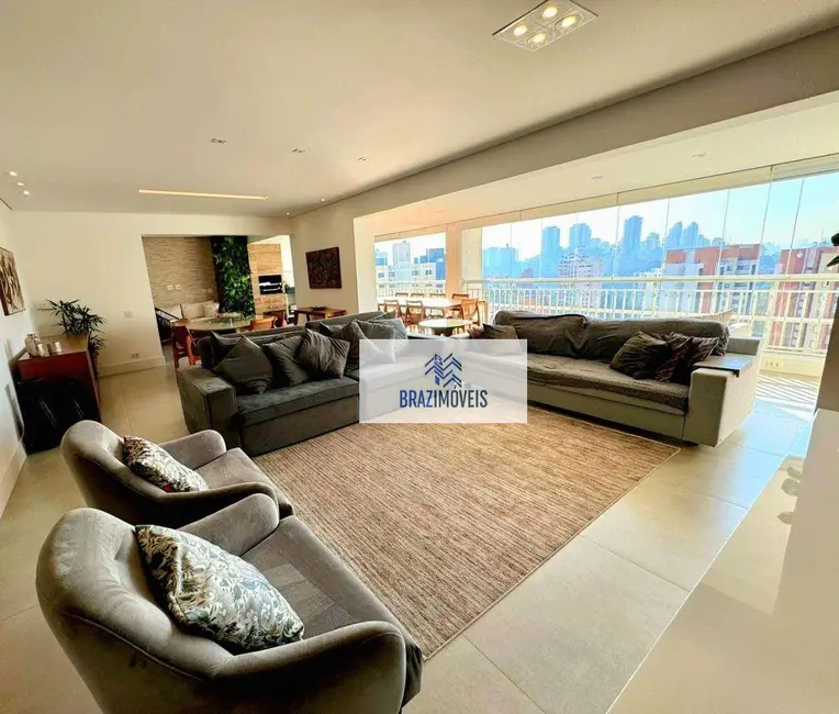 Apartamento com 4 quartos à venda, 200m2 em Vila Andrade, São Paulo - SP - imagem 2 Foto 2 de Apartamento com 4 quartos à venda, 200m2 em Vila Andrade, São Paulo - SP