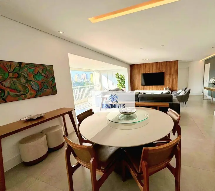 Apartamento com 4 quartos à venda, 200m2 em Vila Andrade, São Paulo - SP - imagem 6 Foto 6 de Apartamento com 4 quartos à venda, 200m2 em Vila Andrade, São Paulo - SP