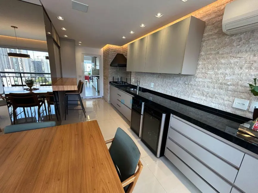 Foto 9 de Apartamento com 4 quartos à venda, 213m2 em Brooklin Novo, São Paulo - SP