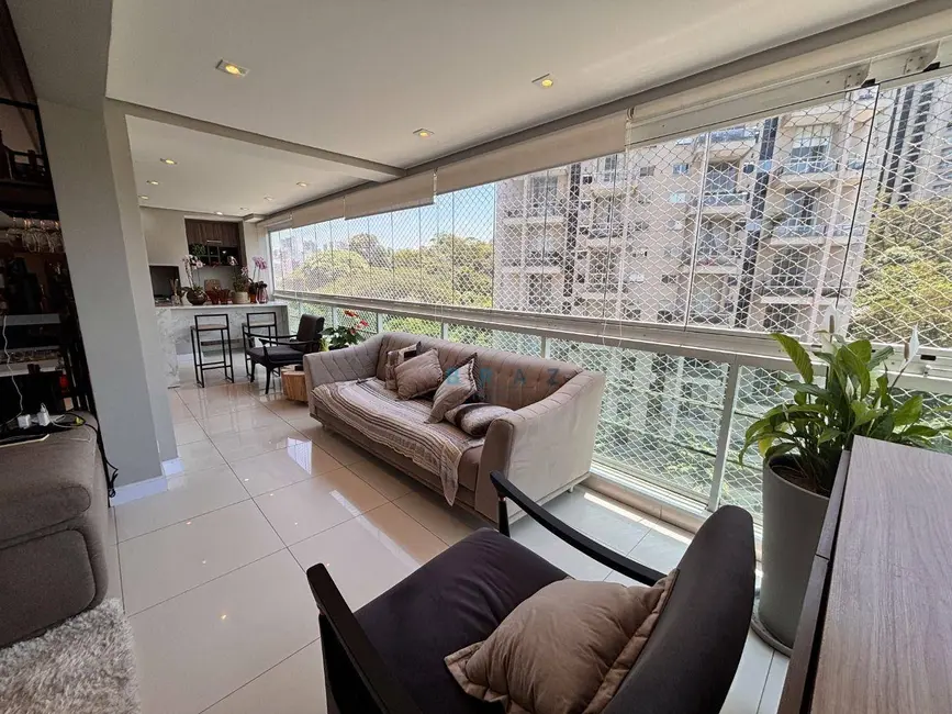 Apartamento com 3 quartos à venda, 142m2 em Parque do Morumbi, São Paulo - SP - imagem 3 Foto 3 de Apartamento com 3 quartos à venda, 142m2 em Parque do Morumbi, São Paulo - SP