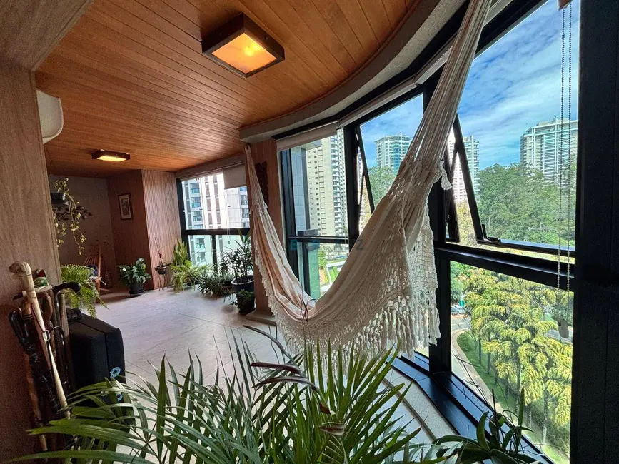 Apartamento com 3 quartos à venda, 152m2 em Jardim Morumbi, São Paulo - SP - imagem 2 Foto 2 de Apartamento com 3 quartos à venda, 152m2 em Jardim Morumbi, São Paulo - SP