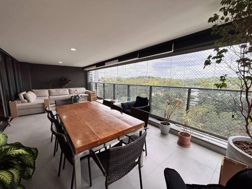 Foto 7 de Apartamento com 4 quartos à venda, 265m2 em Jardim Fonte do Morumbi, São Paulo - SP