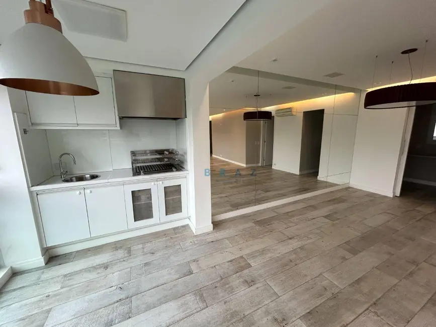 Foto 4 de Apartamento com 3 quartos para alugar, 142m2 em Parque do Morumbi, São Paulo - SP