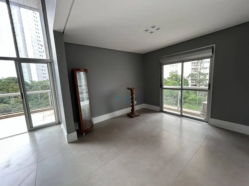 Apartamento com 3 quartos à venda, 160m2 em Parque do Morumbi, São Paulo - SP - imagem 3 Foto 3 de Apartamento com 3 quartos à venda, 160m2 em Parque do Morumbi, São Paulo - SP