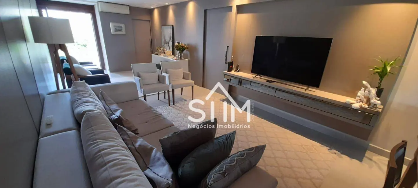 Foto 8 de Casa com 4 quartos à venda, 360m2 em Trindade, Florianopolis - SC