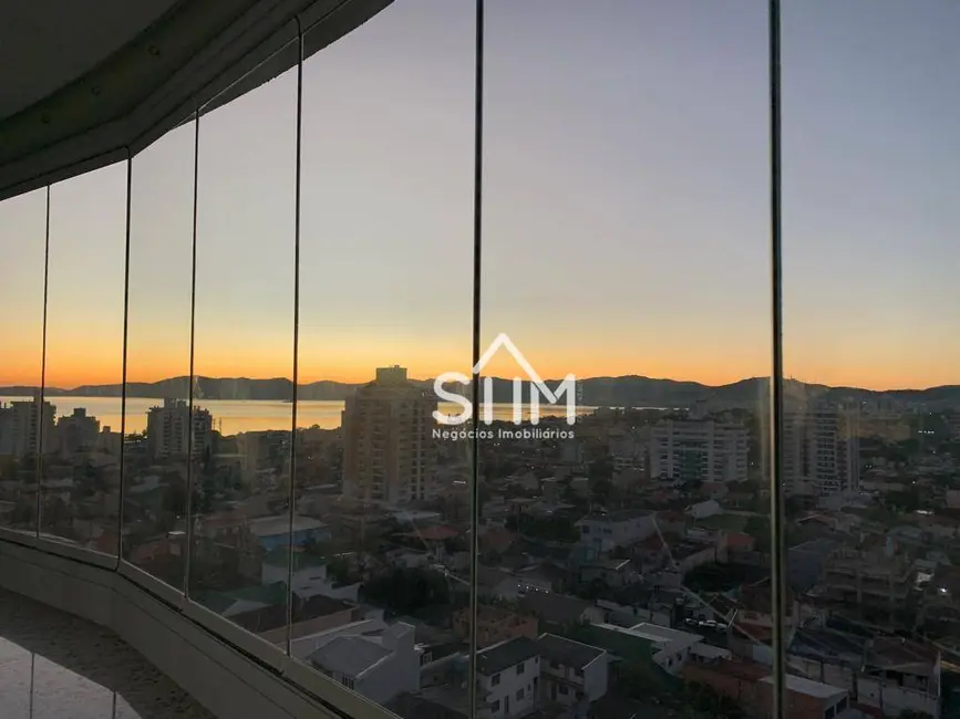 Apartamento com 2 quartos à venda, 104m2 em Barreiros, Sao Jose - SC - imagem 3 Foto 3 de Apartamento com 2 quartos à venda, 104m2 em Barreiros, Sao Jose - SC