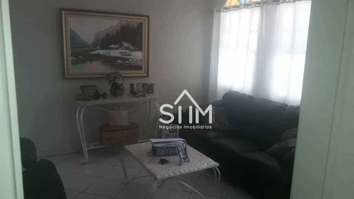 Foto 3 de Casa com 2 quartos à venda, 300m2 em Barreiros, Sao Jose - SC