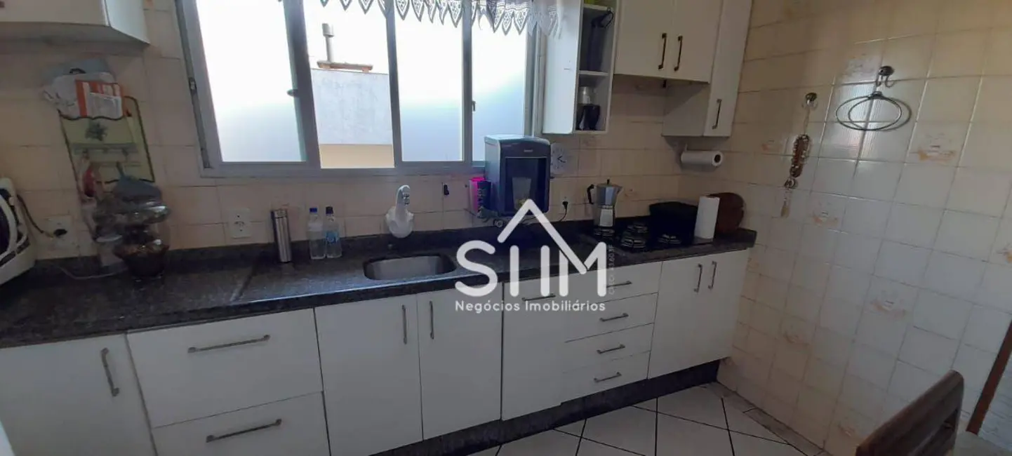 Foto 3 de Casa com 3 quartos à venda, 287m2 em Praia Comprida, Sao Jose - SC