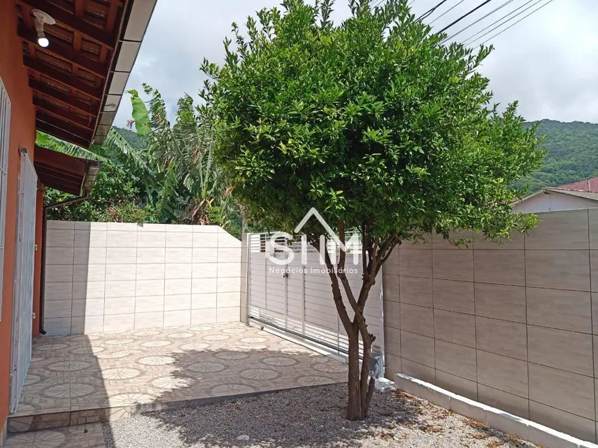 Foto 4 de Casa com 2 quartos à venda, 150m2 em São João do Rio Vermelho, Florianopolis - SC