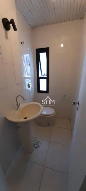 Sala Comercial à venda e para alugar, 93m2 em Centro, Florianopolis - SC - imagem 6 Foto 6 de Sala Comercial à venda e para alugar, 93m2 em Centro, Florianopolis - SC