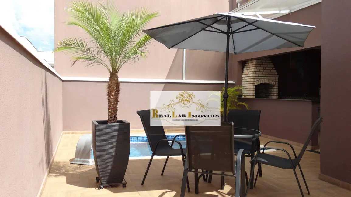 Casa de Condomínio com 3 quartos à venda, 250m2 em Aracoiaba Da Serra - SP - imagem 5 Foto 5 de Casa de Condomínio com 3 quartos à venda, 250m2 em Aracoiaba Da Serra - SP