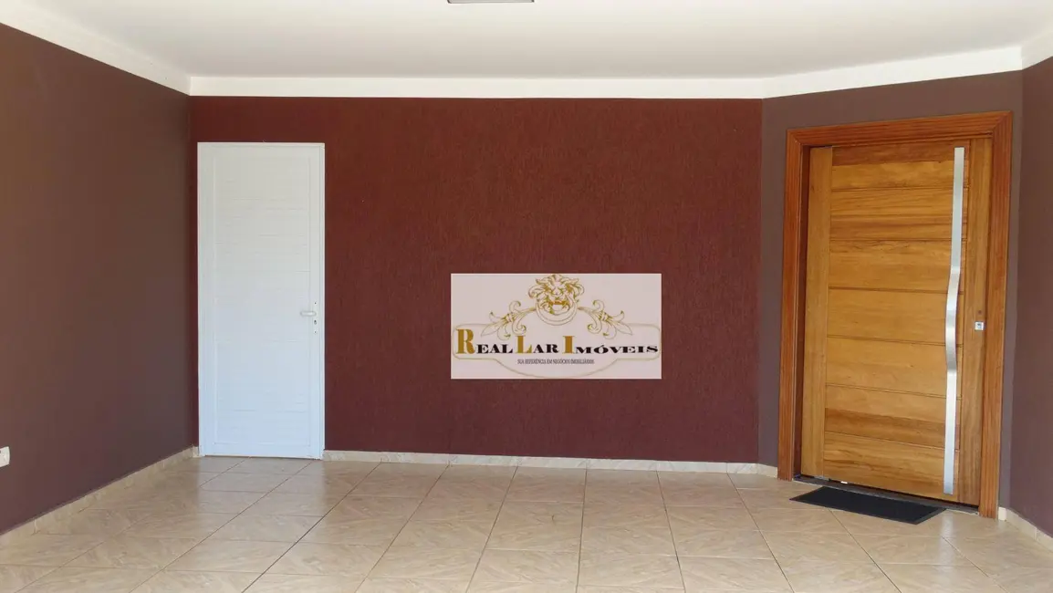 Casa de Condomínio com 3 quartos à venda, 250m2 em Aracoiaba Da Serra - SP - imagem 4 Foto 4 de Casa de Condomínio com 3 quartos à venda, 250m2 em Aracoiaba Da Serra - SP