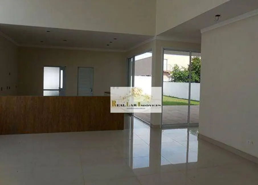 Foto 6 de Casa de Condomínio com 3 quartos à venda, 640m2 em Aracoiaba Da Serra - SP