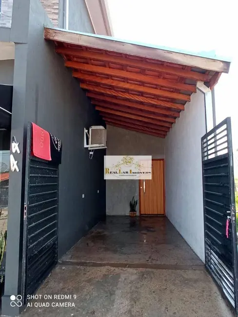 Sobrado com 3 quartos à venda, 145m2 em Sarapui - SP - imagem 3 Foto 3 de Sobrado com 3 quartos à venda, 145m2 em Sarapui - SP