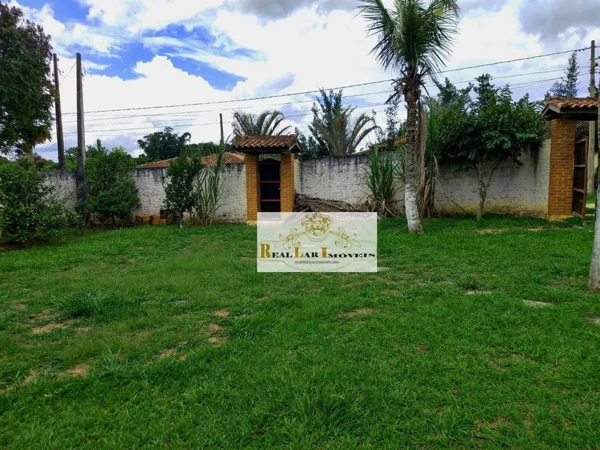 Chácara com 4 quartos à venda, 1000m2 em Sarapui - SP - imagem 4 Foto 4 de Chácara com 4 quartos à venda, 1000m2 em Sarapui - SP