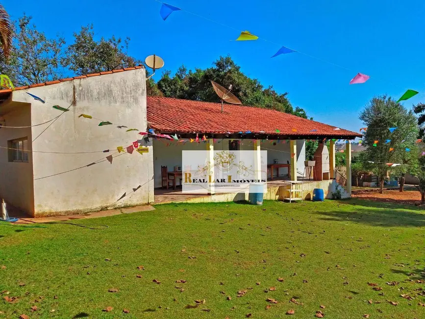 Foto 2 de Chácara com 2 quartos à venda, 2000m2 em Aracoiaba Da Serra - SP