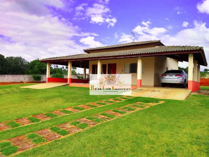 Foto 1 de Chácara com 2 quartos à venda, 3000m2 em Aracoiaba Da Serra - SP