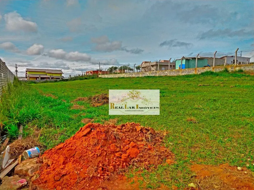 Terreno / Lote à venda, 1000m2 em Sarapui - SP - imagem 4 Foto 4 de Terreno / Lote à venda, 1000m2 em Sarapui - SP