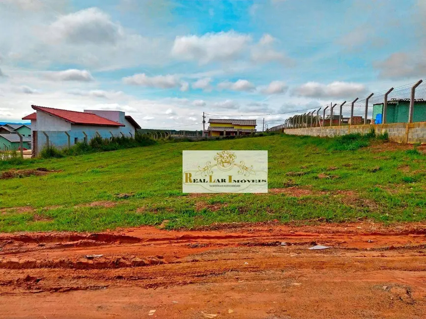 Terreno / Lote à venda, 1000m2 em Sarapui - SP - imagem 1 Foto 1 de Terreno / Lote à venda, 1000m2 em Sarapui - SP
