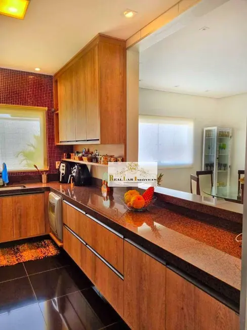 Casa de Condomínio com 3 quartos à venda, 1600m2 em Aracoiaba Da Serra - SP - imagem 6 Foto 6 de Casa de Condomínio com 3 quartos à venda, 1600m2 em Aracoiaba Da Serra - SP