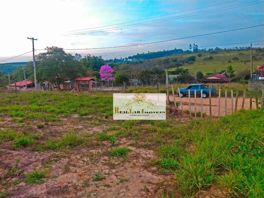 Foto 5 de Terreno / Lote à venda, 1000m2 em Sarapui - SP