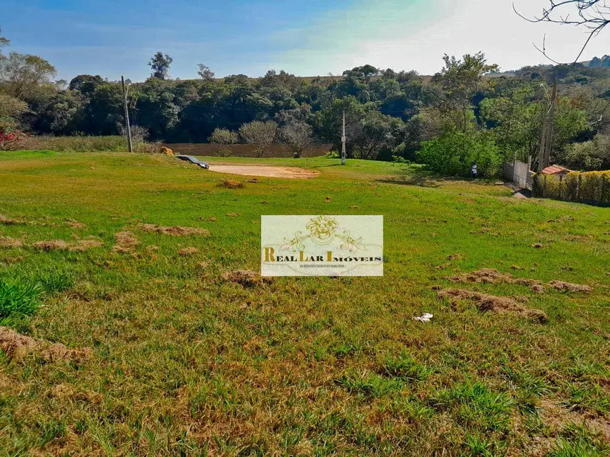 Foto 1 de Terreno / Lote à venda, 800m2 em Aracoiaba Da Serra - SP