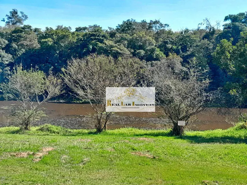 Foto 2 de Terreno / Lote à venda, 800m2 em Aracoiaba Da Serra - SP