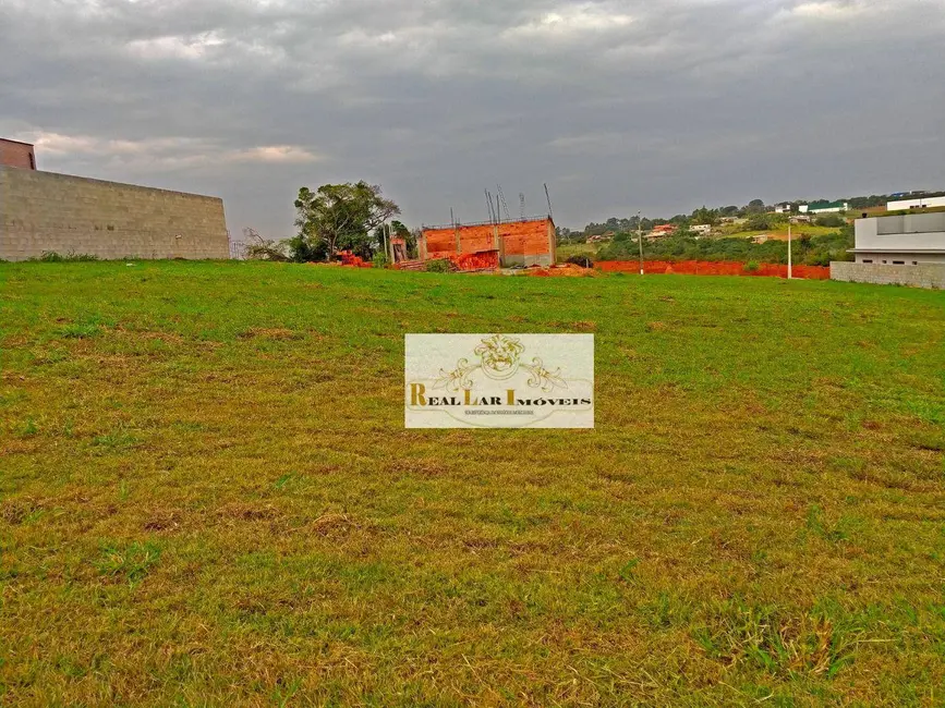 Foto 1 de Terreno / Lote à venda, 800m2 em Aracoiaba Da Serra - SP