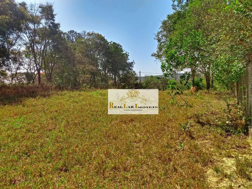 Terreno / Lote à venda, 1000m2 em Sarapui - SP - imagem 3 Foto 3 de Terreno / Lote à venda, 1000m2 em Sarapui - SP