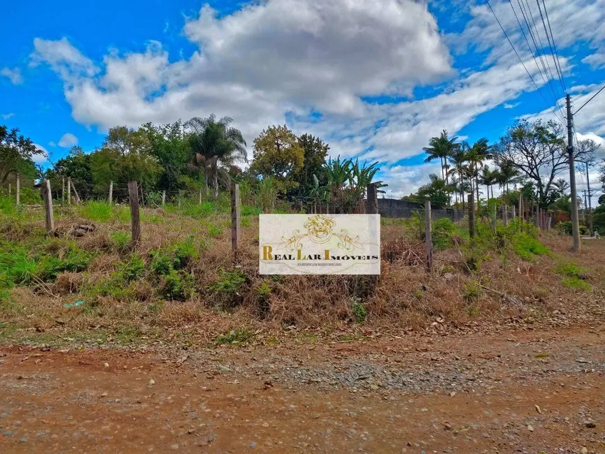 Foto 1 de Terreno / Lote à venda, 1000m2 em Aracoiaba Da Serra - SP