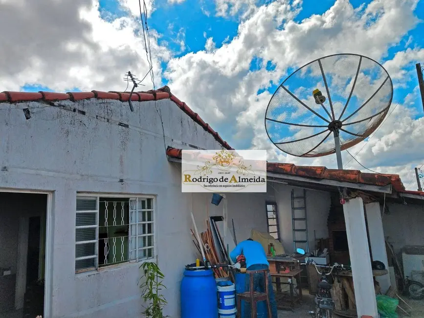 Foto 1 de Casa com 2 quartos à venda, 144m2 em Centro, Sarapui - SP