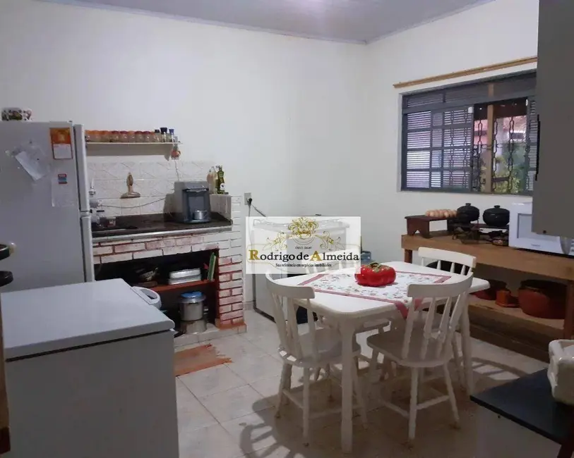 Chácara com 2 quartos à venda, 1895m2 em Sarapui - SP - imagem 8 Foto 8 de Chácara com 2 quartos à venda, 1895m2 em Sarapui - SP