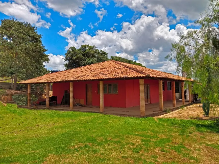 Foto 1 de Sítio / Rancho com 3 quartos à venda, 22000m2 em Capela Do Alto - SP