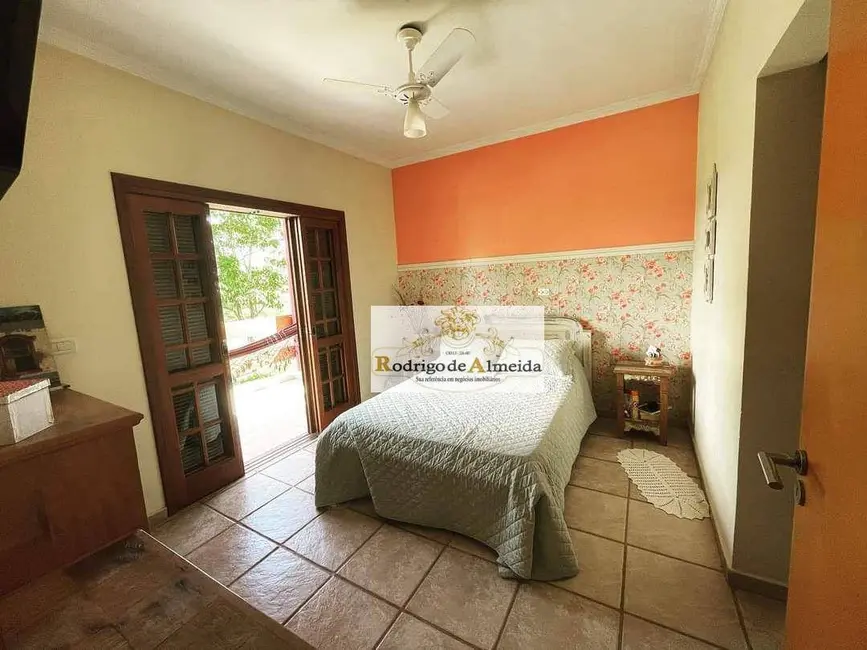 Foto 4 de Casa de Condomínio com 3 quartos à venda, 1090m2 em Aracoiaba Da Serra - SP