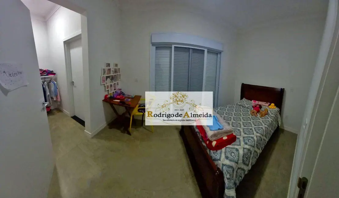 Casa de Condomínio com 3 quartos à venda, 933m2 em Aracoiaba Da Serra - SP - imagem 8 Foto 8 de Casa de Condomínio com 3 quartos à venda, 933m2 em Aracoiaba Da Serra - SP