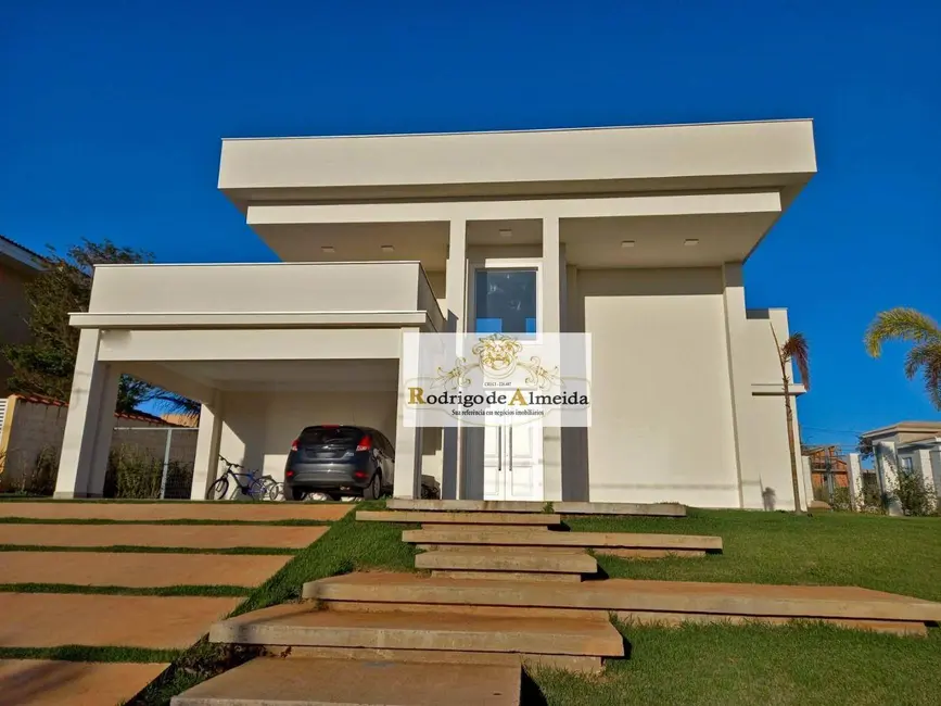Foto 2 de Casa de Condomínio com 3 quartos à venda, 933m2 em Aracoiaba Da Serra - SP