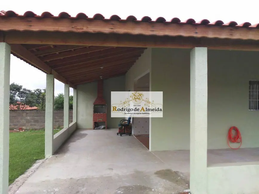 Chácara com 2 quartos à venda, 940m2 em Capela Do Alto - SP - imagem 5 Foto 5 de Chácara com 2 quartos à venda, 940m2 em Capela Do Alto - SP