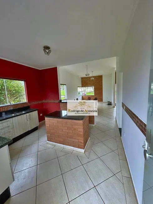 Foto 5 de Casa de Condomínio com 3 quartos à venda, 860m2 em Aracoiaba Da Serra - SP