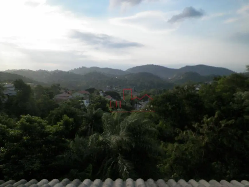 Foto 3 de Casa de Condomínio com 3 quartos à venda, 450m2 em Sapê, Niteroi - RJ