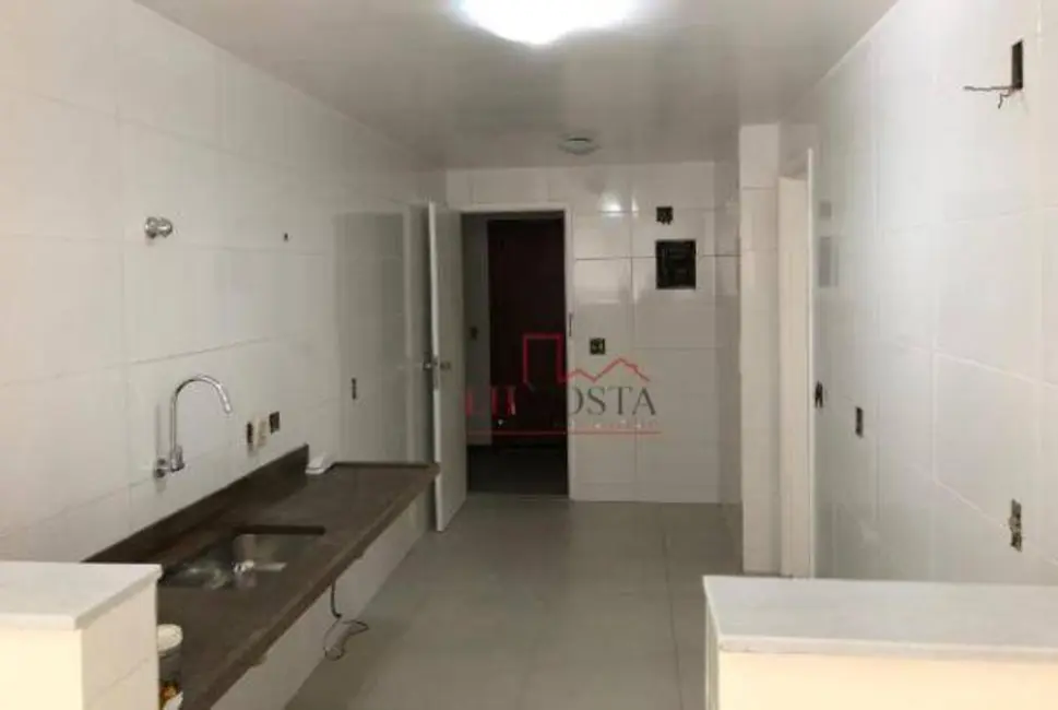 Foto 2 de Apartamento com 2 quartos à venda, 100m2 em Icaraí, Niteroi - RJ