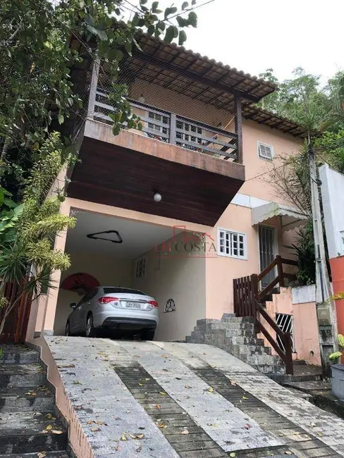 Foto 9 de Casa de Condomínio com 3 quartos à venda, 1000m2 em Pendotiba, Niteroi - RJ