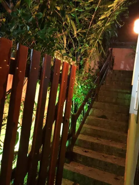 Foto 3 de Casa de Condomínio com 3 quartos à venda, 1000m2 em Pendotiba, Niteroi - RJ