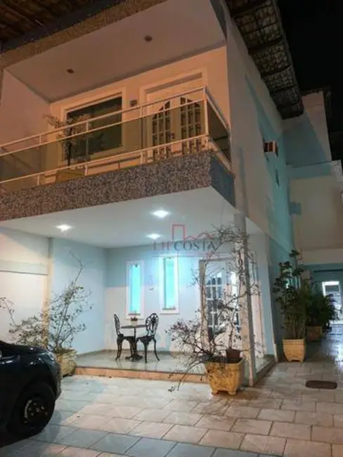 Foto 4 de Casa com 4 quartos à venda, 200m2 em São Francisco, Niteroi - RJ