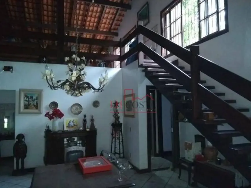 Foto 6 de Casa com 6 quartos à venda, 350m2 em Maria Paula, Niteroi - RJ