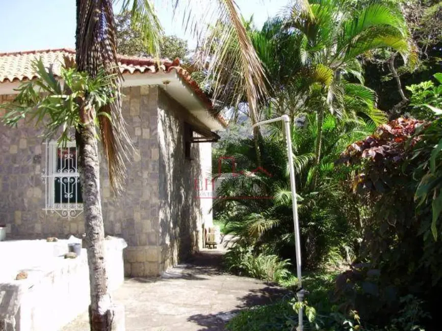 Foto 4 de Casa com 5 quartos à venda, 798m2 em Itacoatiara, Niteroi - RJ